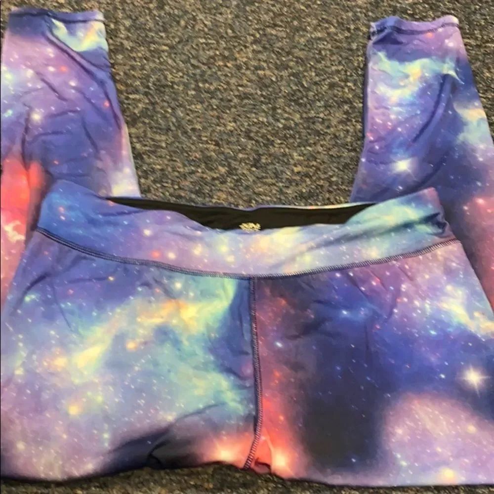 Zone Pro SpaceโThemed Leggings sz. 2X EUC